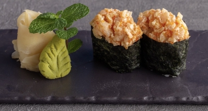 Gunkan spicy shrimp