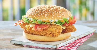 Crunchy chick`n burger